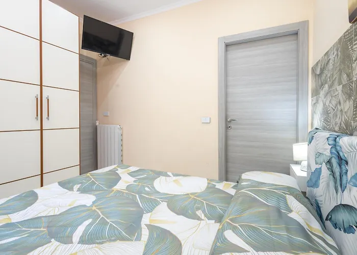Domus Felix Apartment