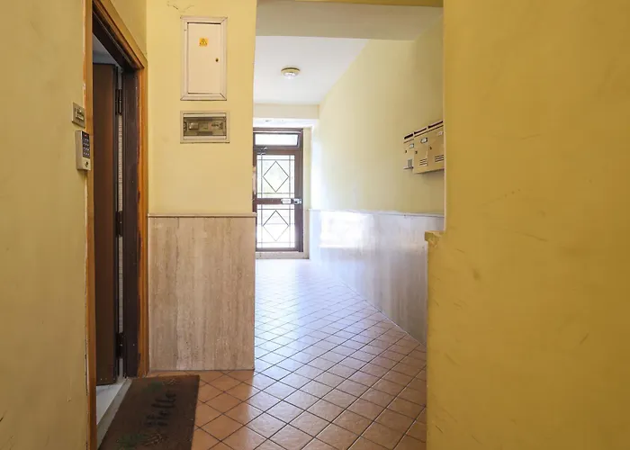 Domus Felix Apartment *